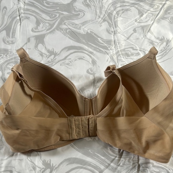 Wacoal Tan Full-Coverage Bra with Molded Cups - Picture 3 of 6